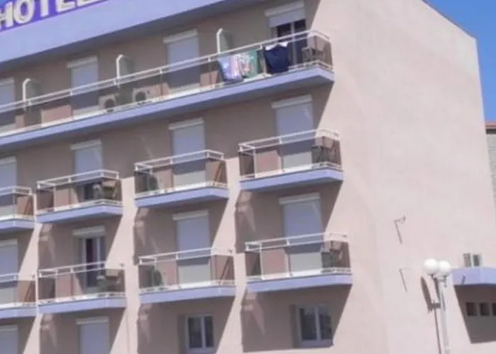 Le Claridge Propriano (Corsica)