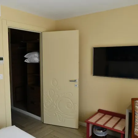 Hotel Le Claridge Propriano (Corsica)