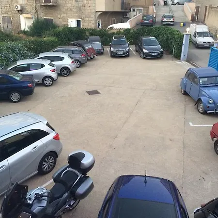 Hotel Le Claridge 3*