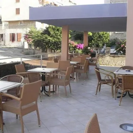 Le Claridge 3* Propriano (Corsica)