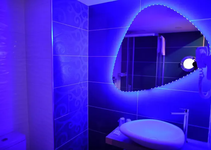 Szálloda Le Claridge 3*