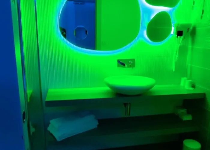 Le Claridge Szálloda 3*