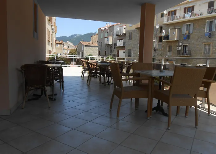 Szálloda Le Claridge 3*